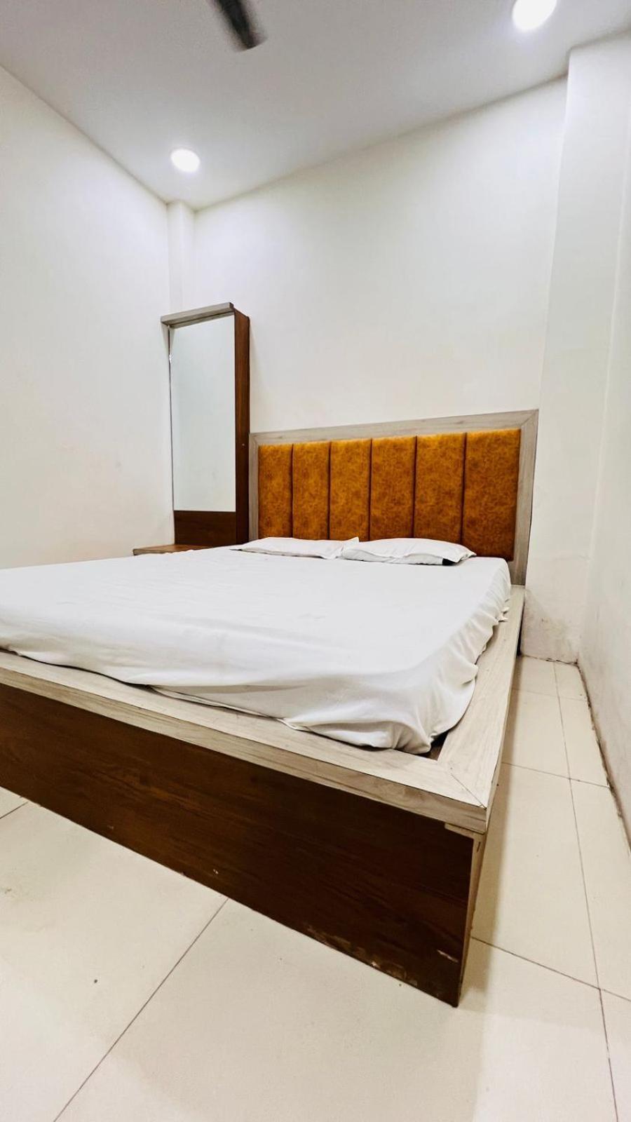 Royal Raj Palace Ujjain Zewnętrze zdjęcie